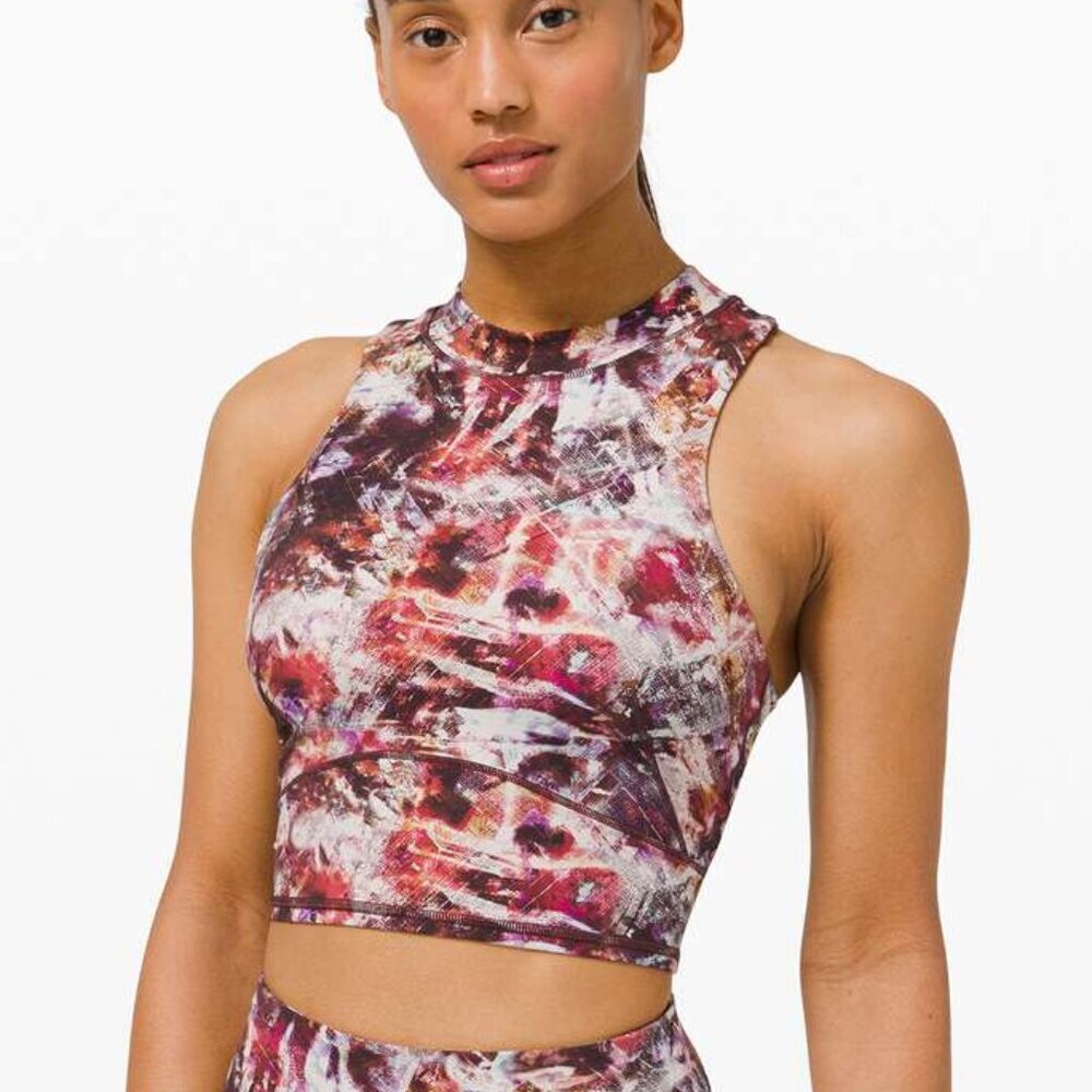 Lululemon Everlux Mesh Cropped Tank Womens 8 Urbantricity Dark Terracotta Bra